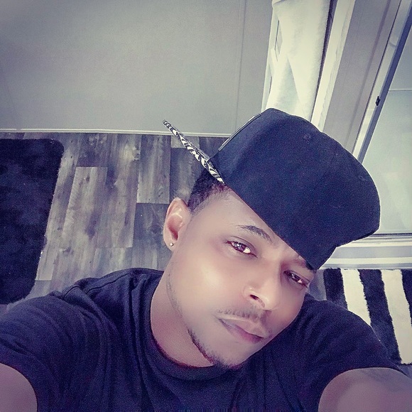 Sell - Picture 5 of 7